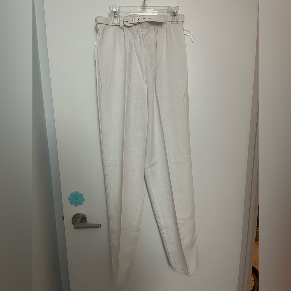 Elegant White Trousers with Belt (Size: S)
